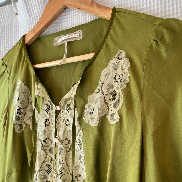 Free People Silk Button Up Bell Sleeve Top - Picture 2 of 6